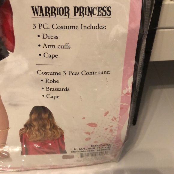 Halloween costume warriors princess 👑 - Picture 3 of 4